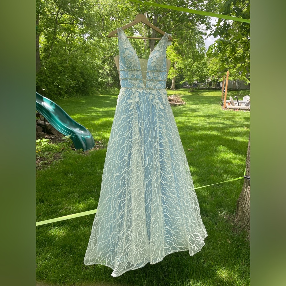 Vienna Prom Dress-Size 2